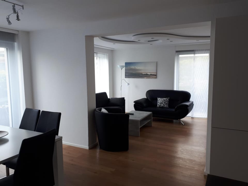 Living room, Seating area, Dining area
