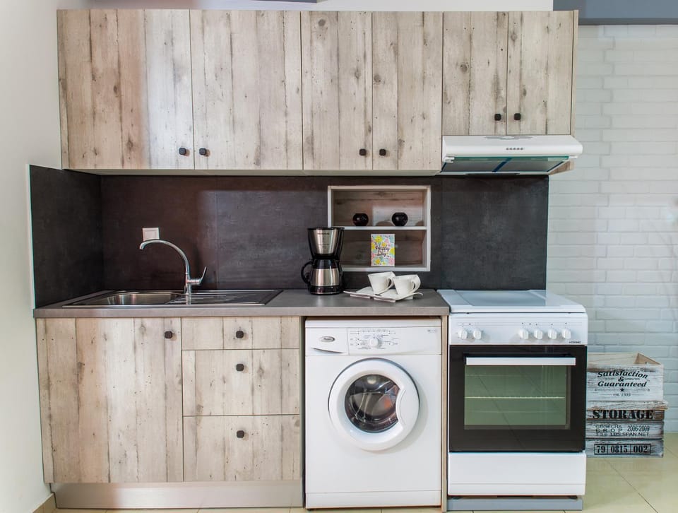 Kitchen or kitchenette, Area and facilities