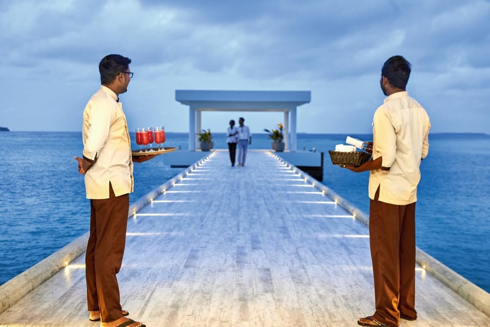 Property building, Facade/entrance, Sea view