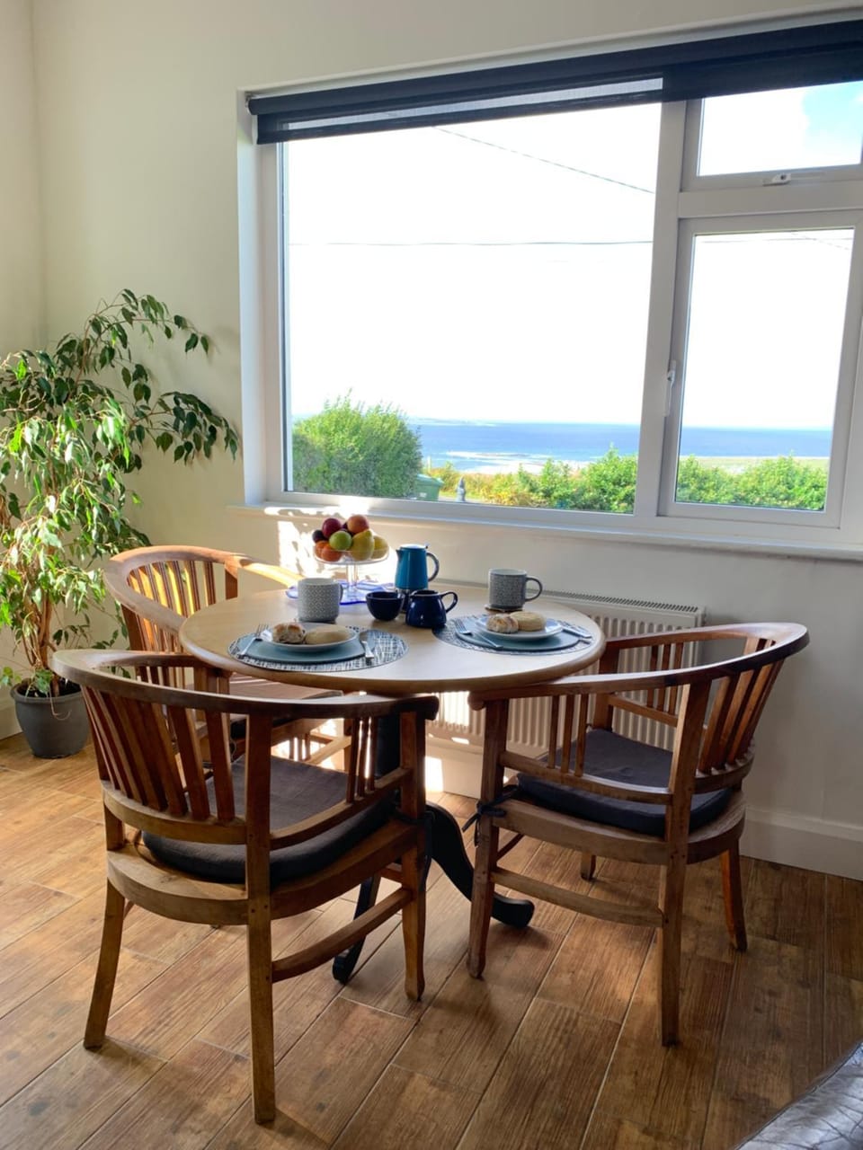 Dining area, Sea view