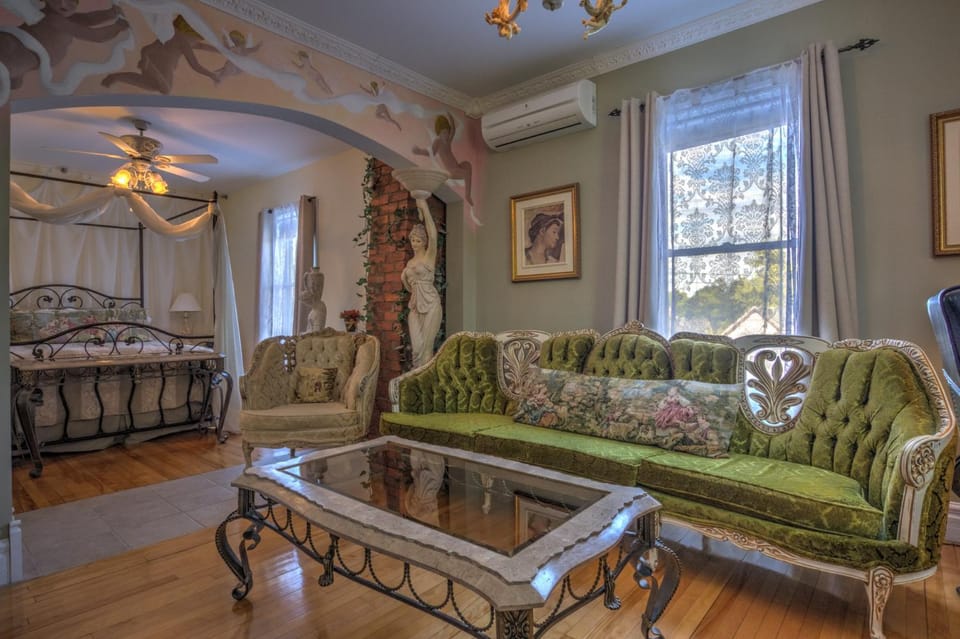 Seating area