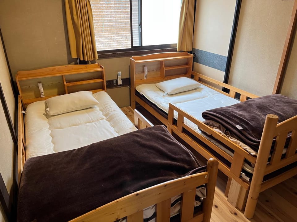 Guesthouse Matsushiro Walkers Hostel in Nagano Prefecture