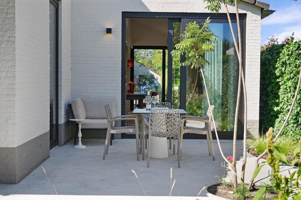 Day, Garden, Balcony/Terrace, Seating area