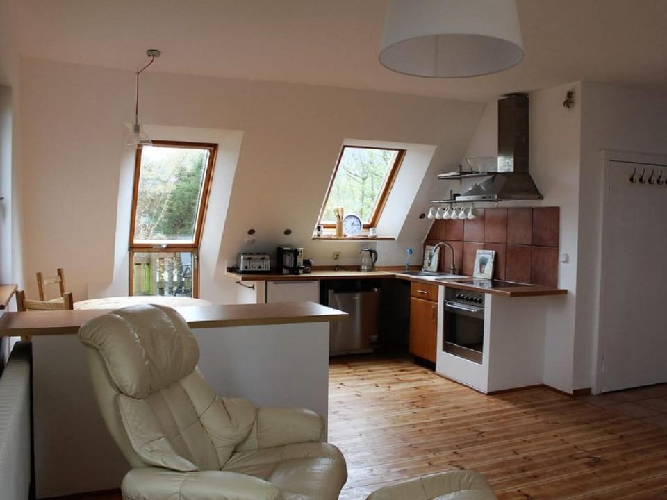 Coffee/tea facilities, Kitchen or kitchenette, Seating area, Dining area, pet friendly, stove, toaster