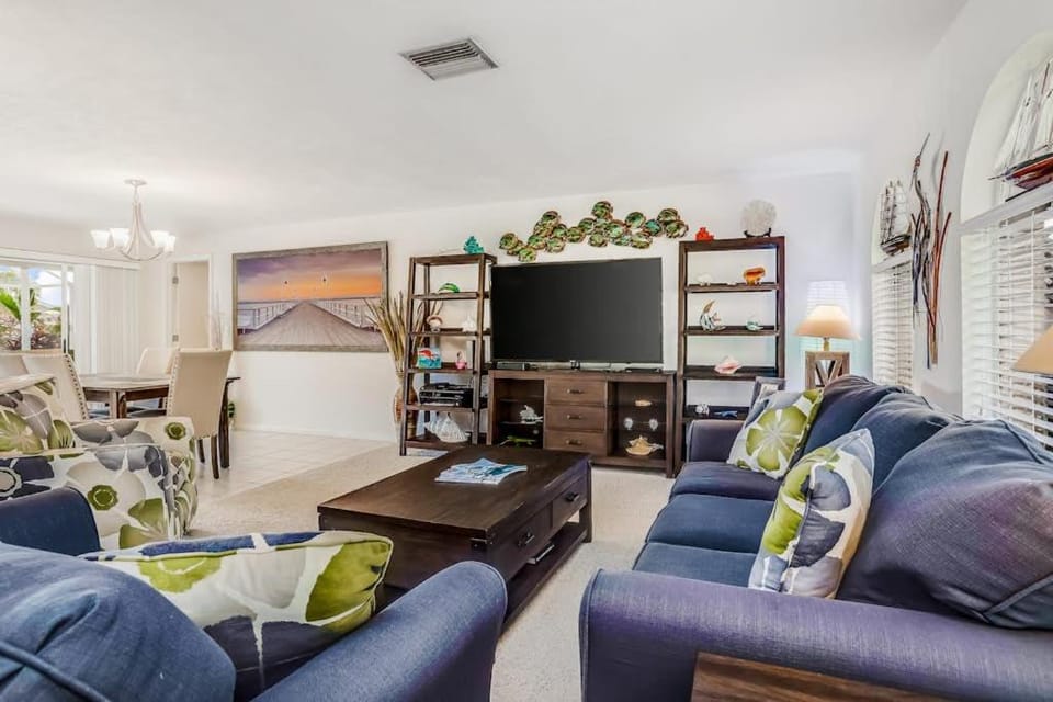 The Coral House House in Cape Coral