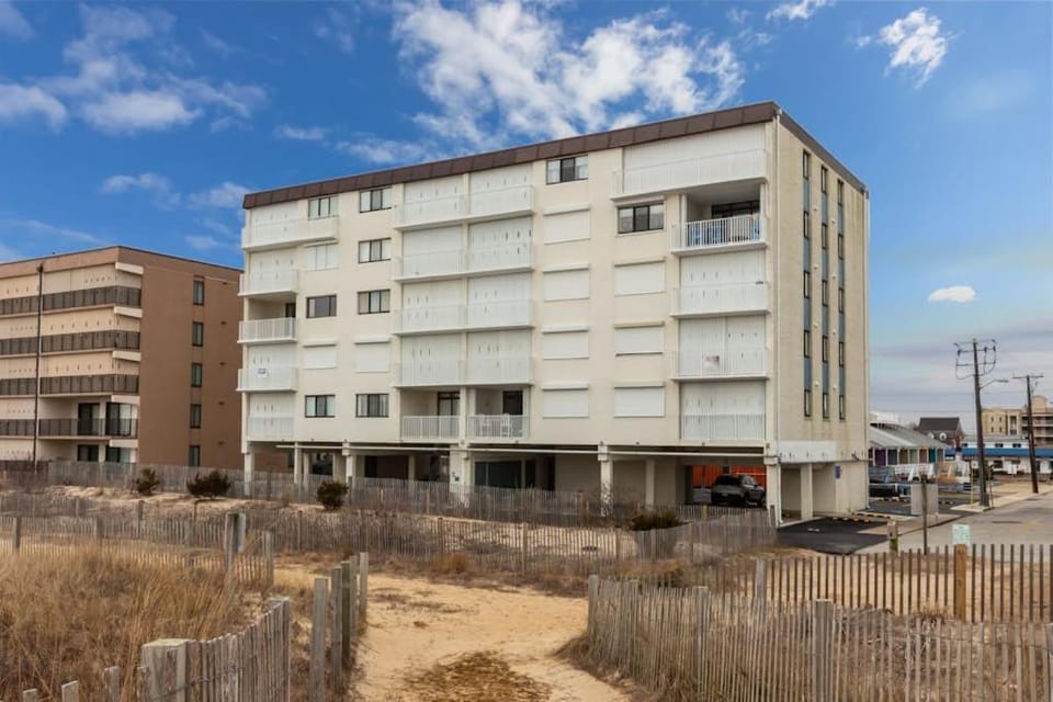 Ocean Tower Views House in Ocean City
