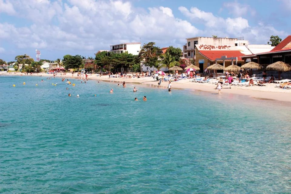 CoCoKreyol "Antigua" Apartment in Les Trois-Îlets