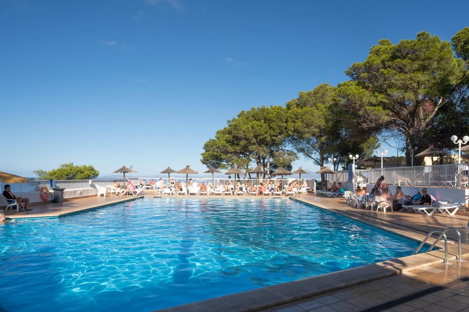 Property building, Swimming pool