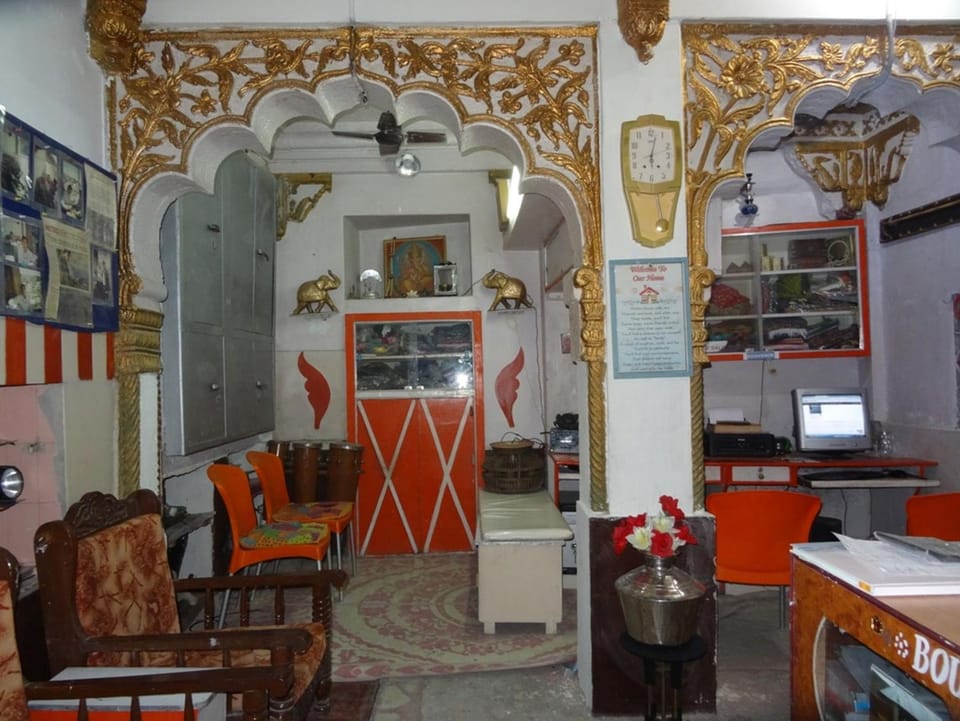 Lobby or reception, Seating area