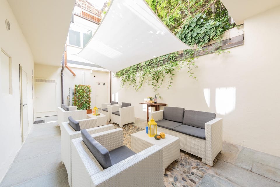 Patio, Garden, Balcony/Terrace