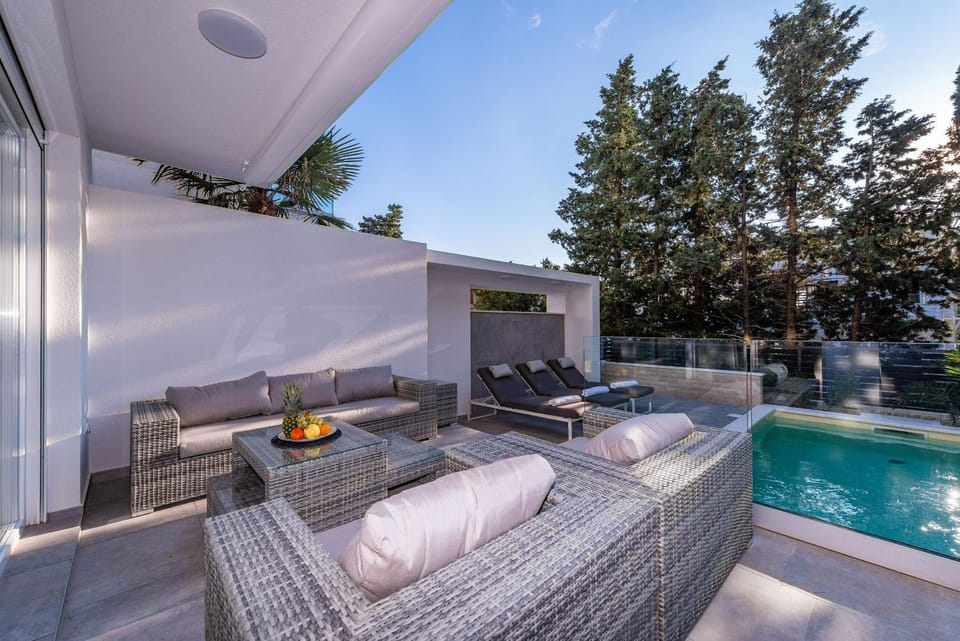 Patio, Seating area, Pool view, Sea view, Swimming pool, Swimming pool