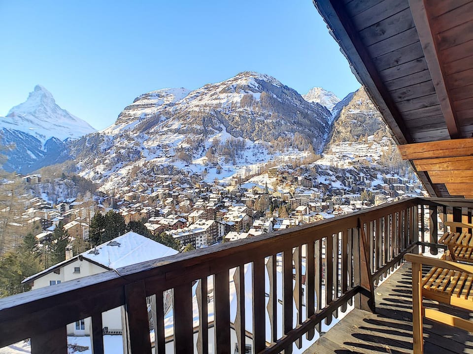 Winter, Balcony/Terrace, Mountain view