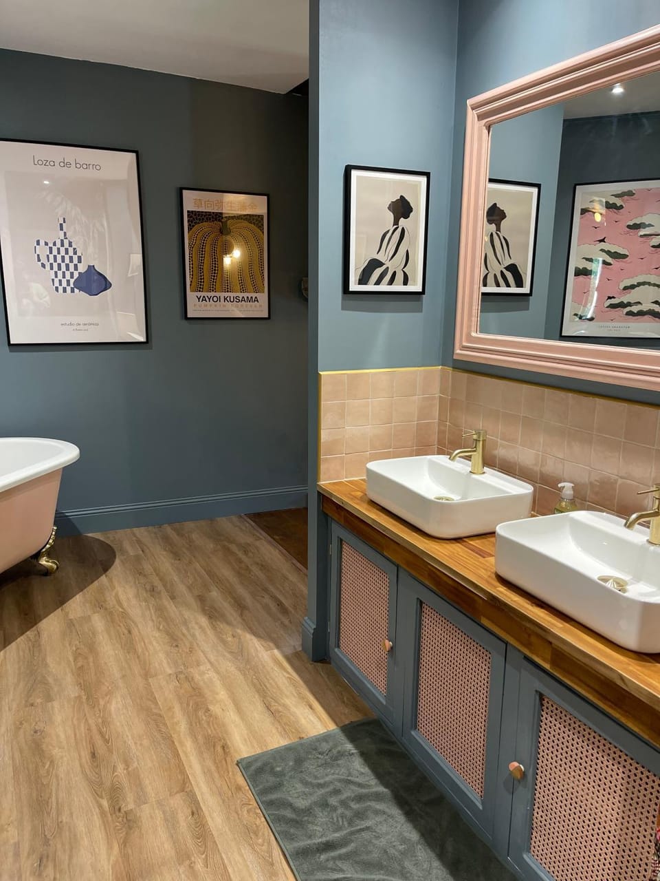 Bathroom, Bath