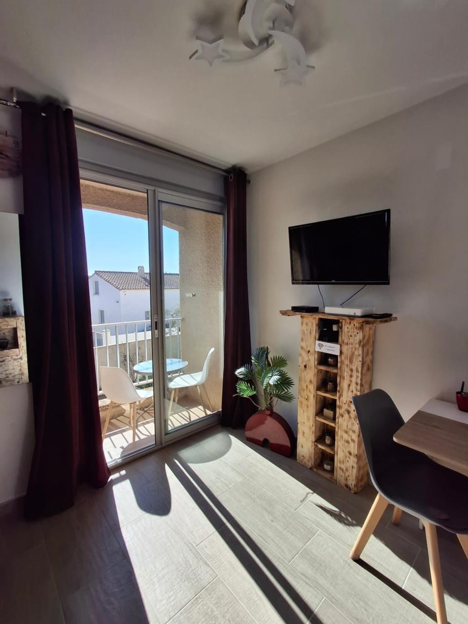 studio Rue du Lavoir Apartment in Balaruc-les-Bains