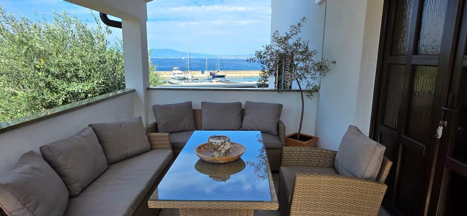Apartment Iva Apartment in Primorje-Gorski Kotar County