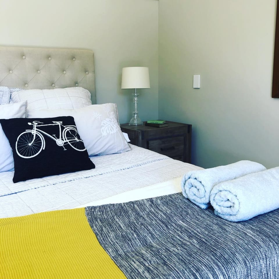 Cedar Park Bed & Breakfast Bed and Breakfast in Hamilton