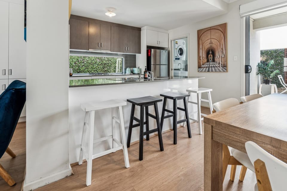 West Croydon Condo House in Adelaide