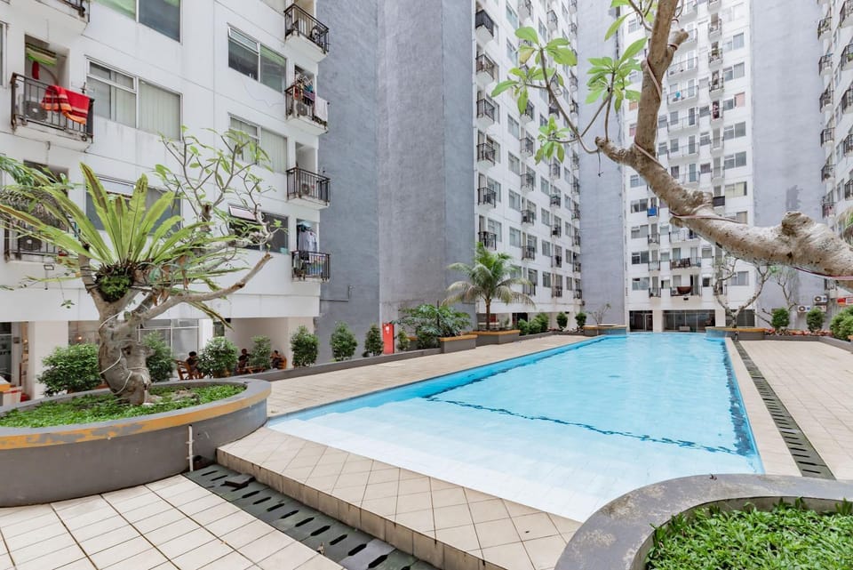 Property building, Swimming pool