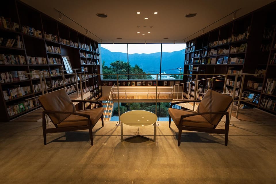 Communal lounge/ TV room, Mountain view