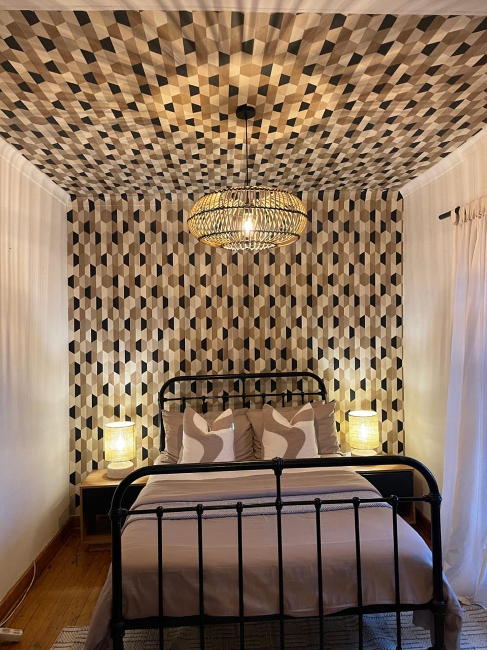 Sandton Farmhouse Bed and Breakfast in Sandton