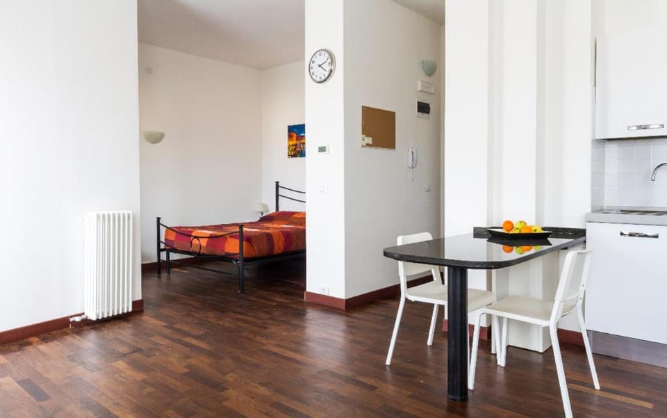 Living room, Photo of the whole room