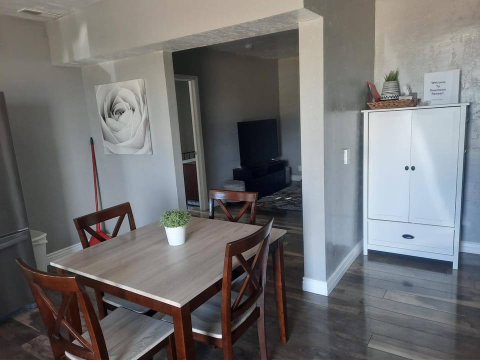 Downtown Bungalow- 2 bedroom Apartment in Cedar City
