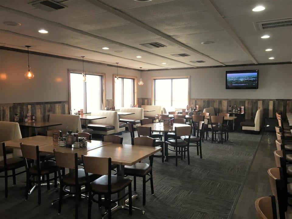 Restaurant/places to eat, Food and drinks