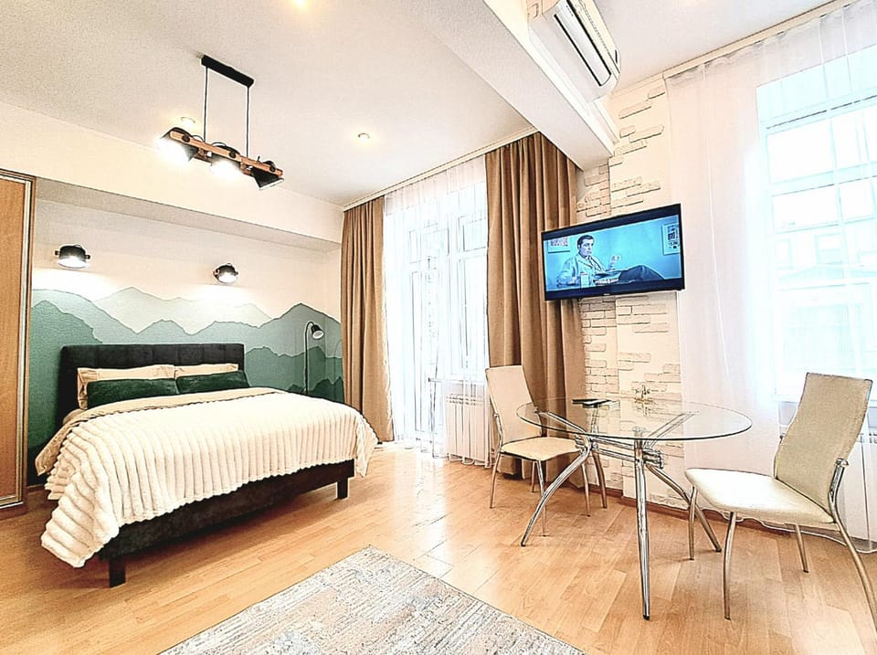 Изумрудная студия на Дарвина в центре Apartment in Kharkiv