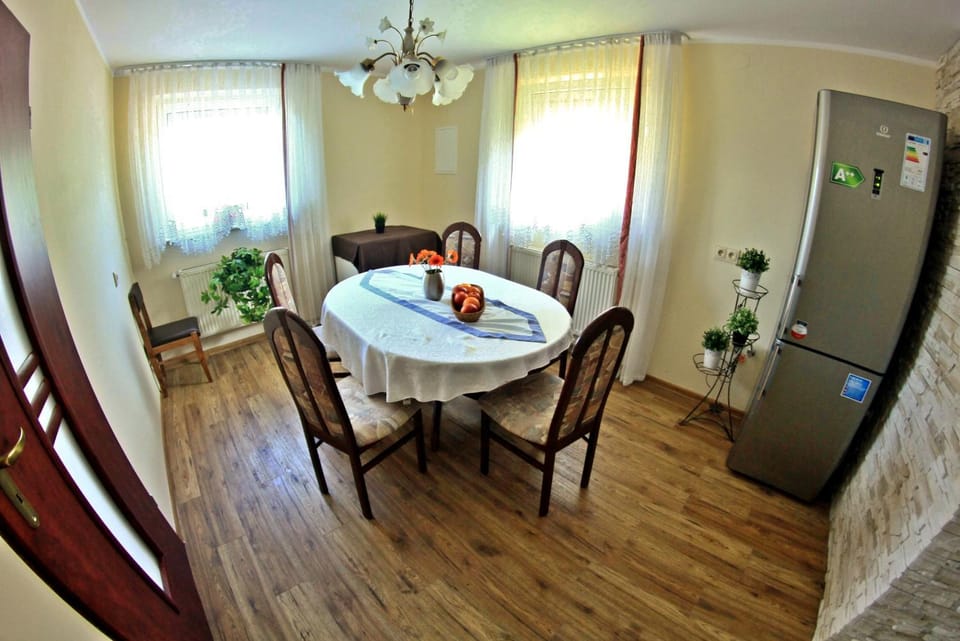 Domek Obidza 362 - Agroturystyka Apartment in Lesser Poland Voivodeship
