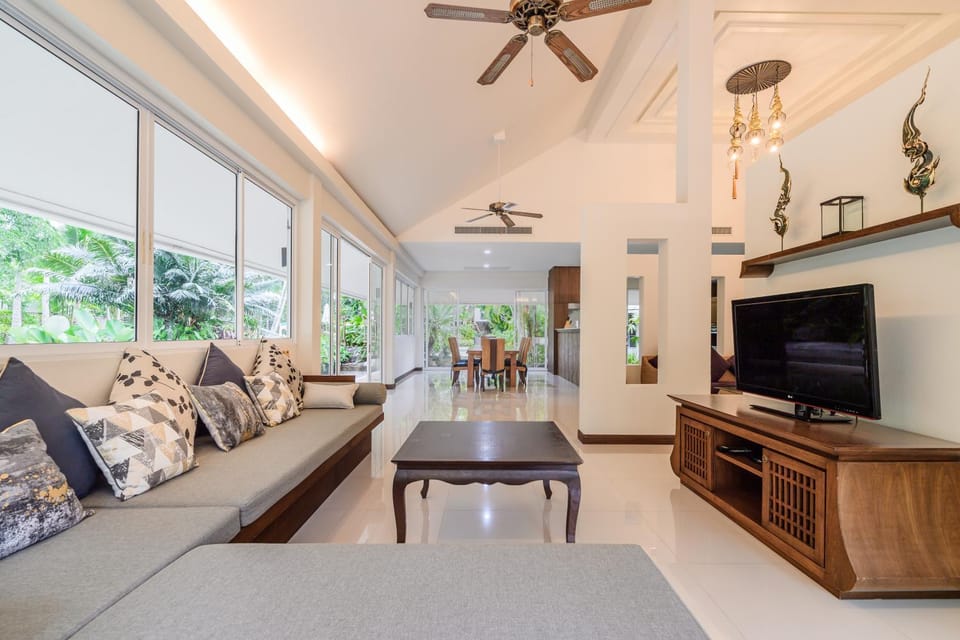 Living room, air conditioner