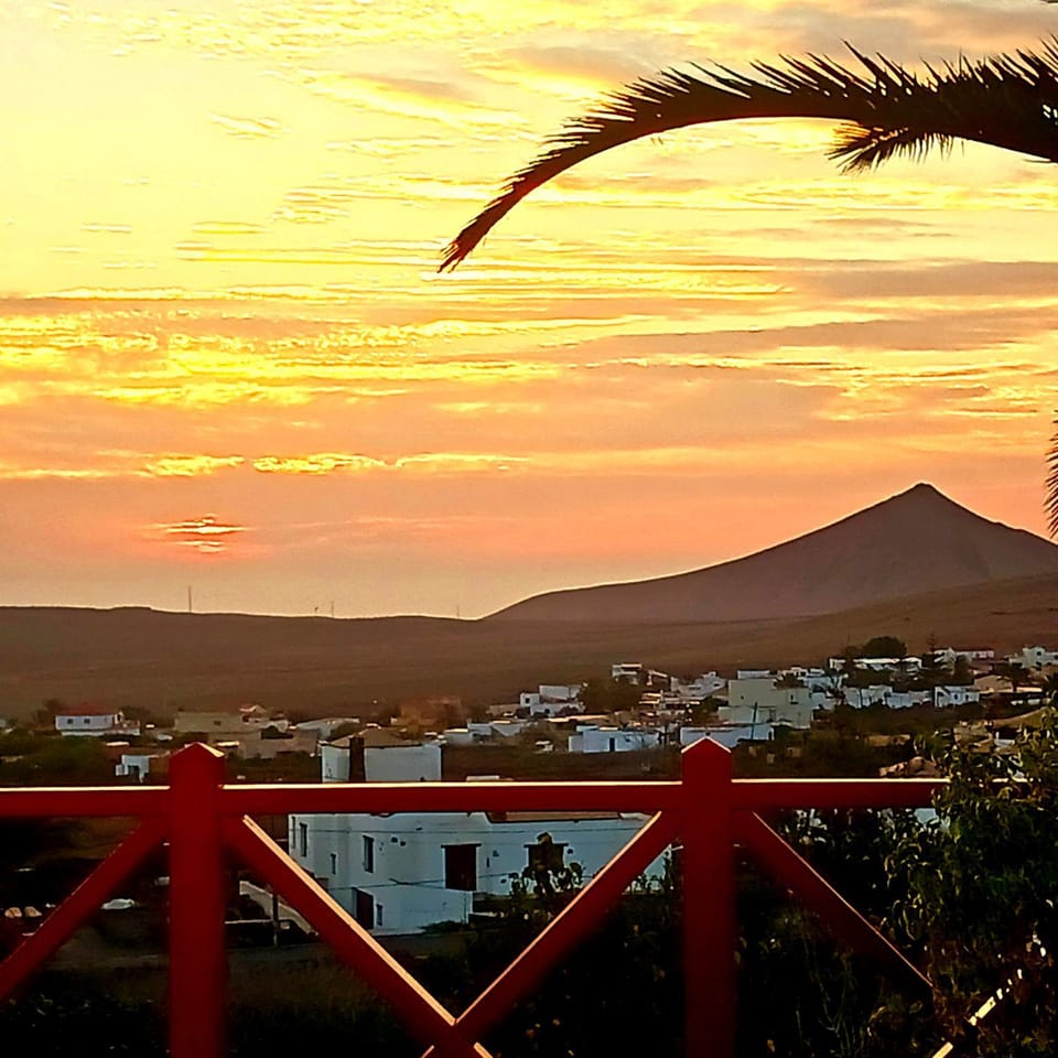 Nearby landmark, Natural landscape, Mountain view, Sunrise
