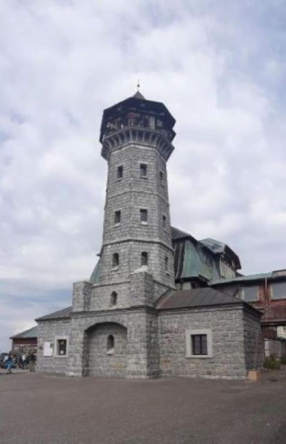 Nearby landmark