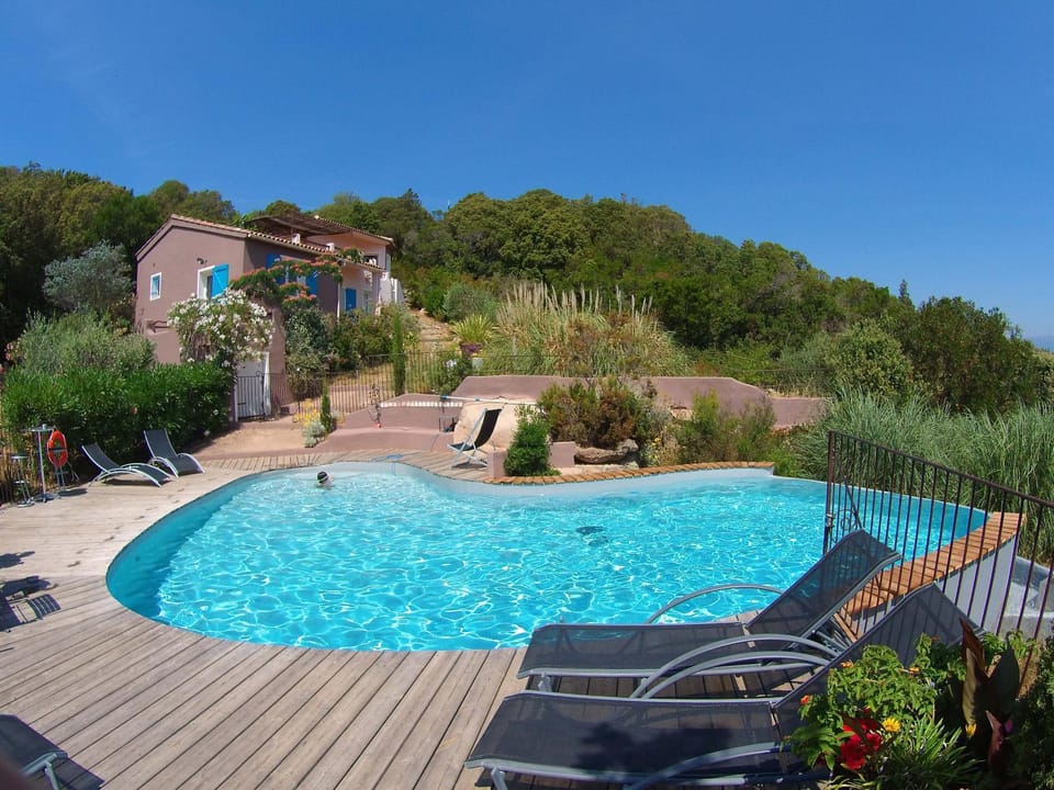 Natural landscape, Garden, Balcony/Terrace, Garden view, Pool view, Pool view, Swimming pool, Swimming pool, sunbed