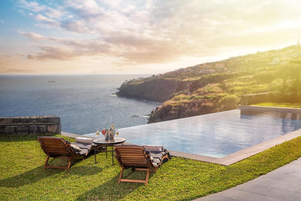 Off site, People, Natural landscape, Summer, Other, Beach, Garden view, Pool view, Sea view, Street view, Swimming pool, Swimming pool, Sunset