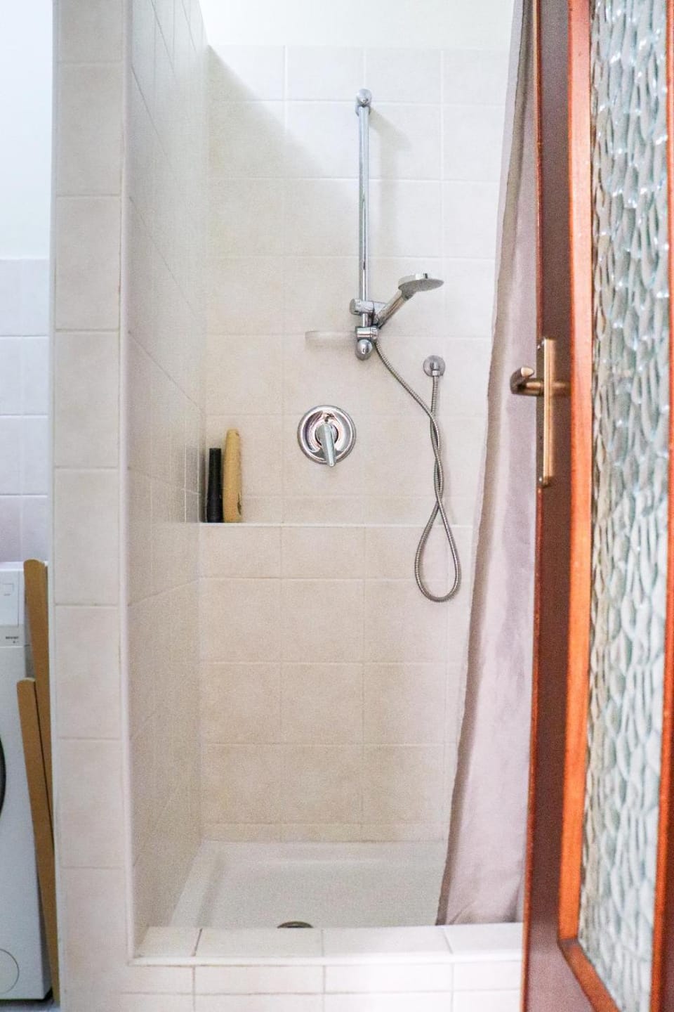 Shower, Bathroom, washing machine