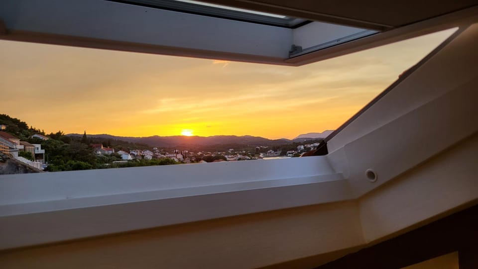 Stone House Apartments Didini Dvori Lumbarda Apartment in Dubrovnik-Neretva County