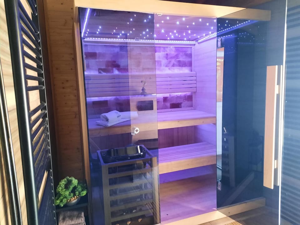 Sauna, Spa and wellness centre/facilities