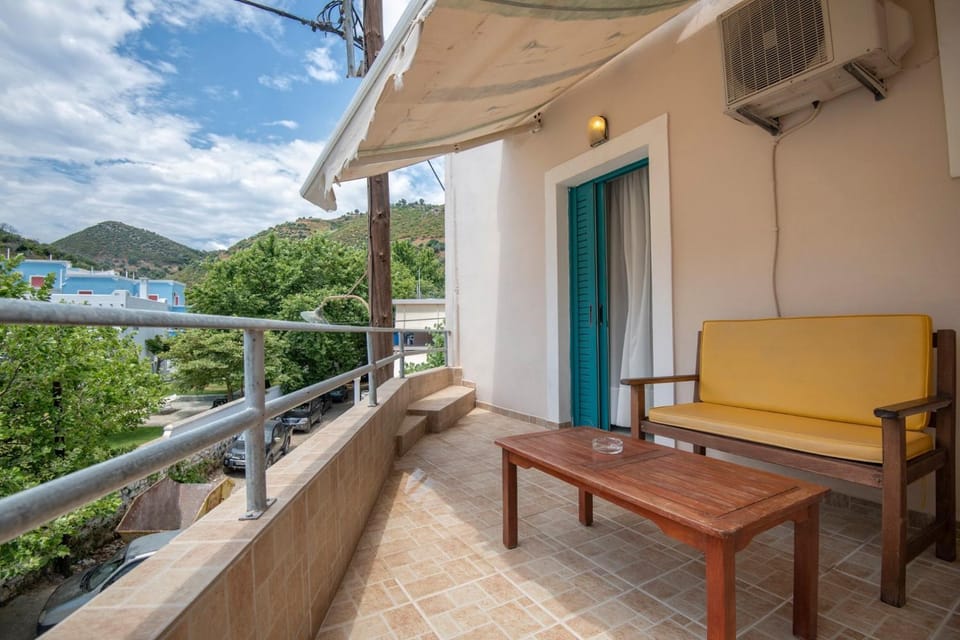 Puerto Seaside Rooms Apartment hotel in Euboea