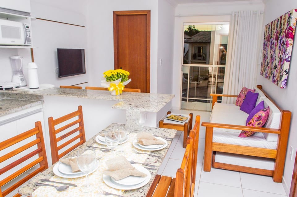 Dining area, Communal kitchen