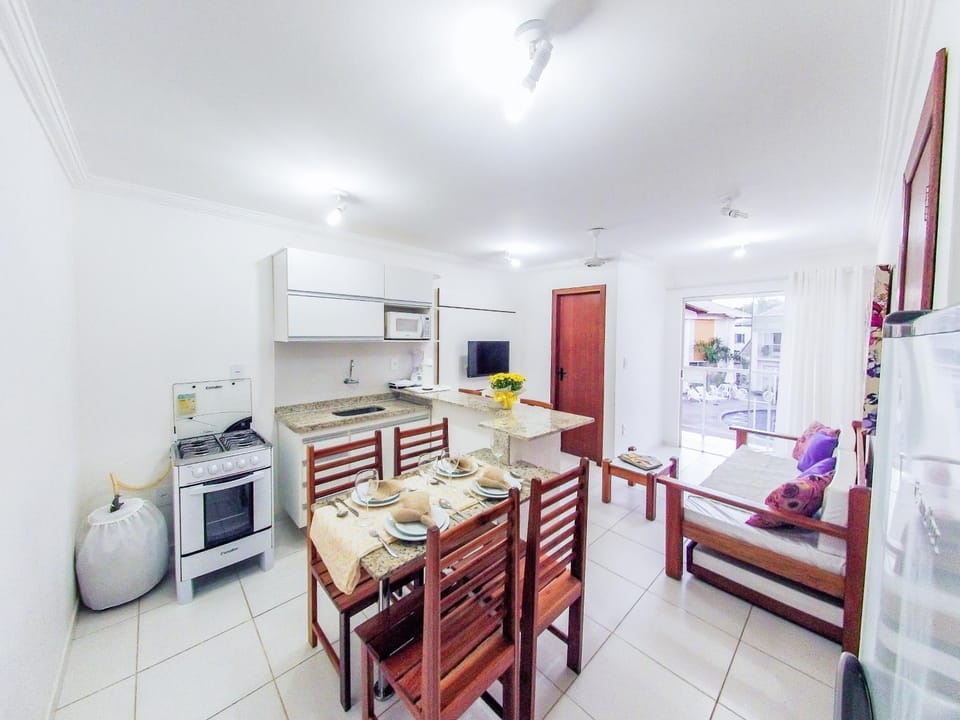 Communal lounge/ TV room, Dining area, Communal kitchen