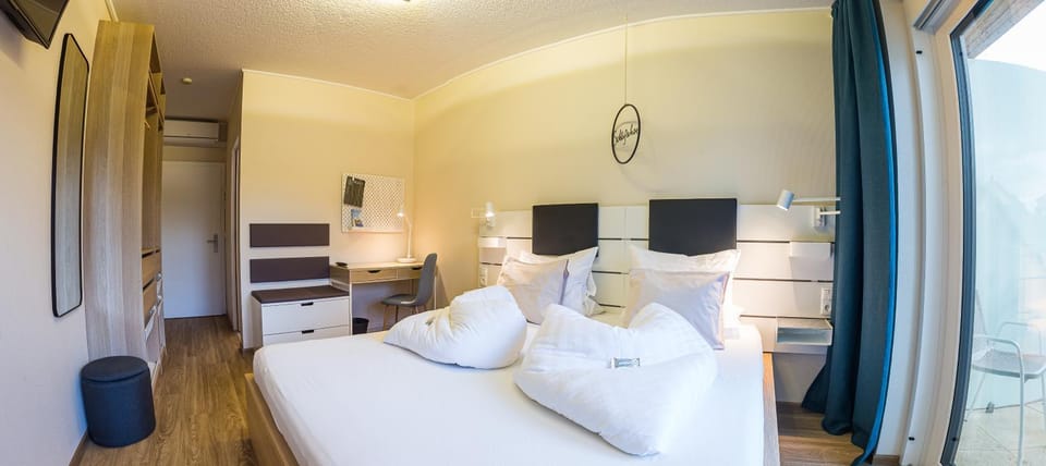 Pension Julia & Haus Elisabeth - Wallner's Hofheuriger & Weinhof Bed and Breakfast in Hungary