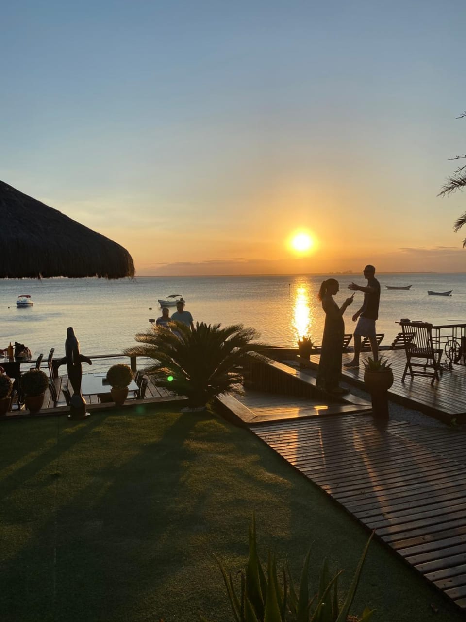 Pousada Pôr do Sol - Ilha do Mel Inn in State of Paraná