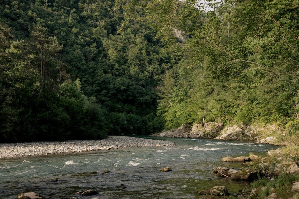 Neighbourhood, Natural landscape, Activities, Beach, On site, River view