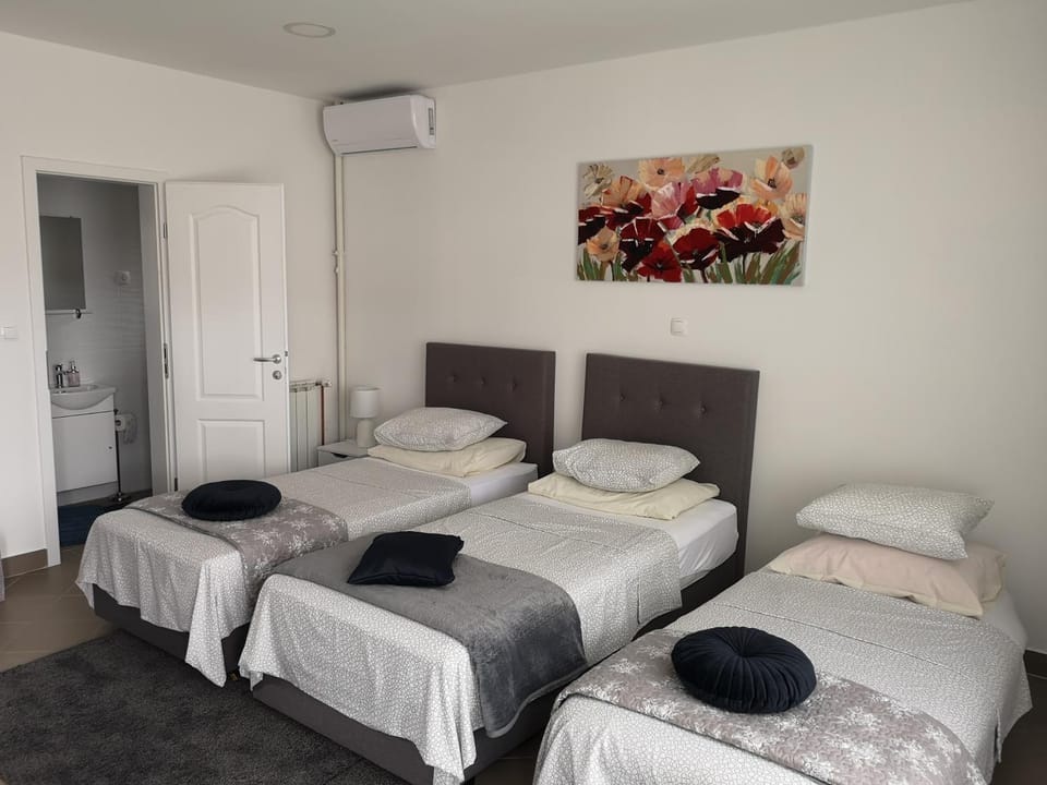 Marko Airport Rooms Bed and Breakfast in Croatia