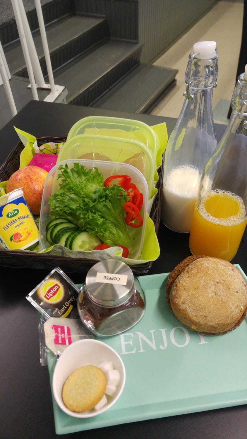 Food and drinks, Continental breakfast
