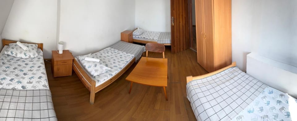 Bed, Living room, Photo of the whole room