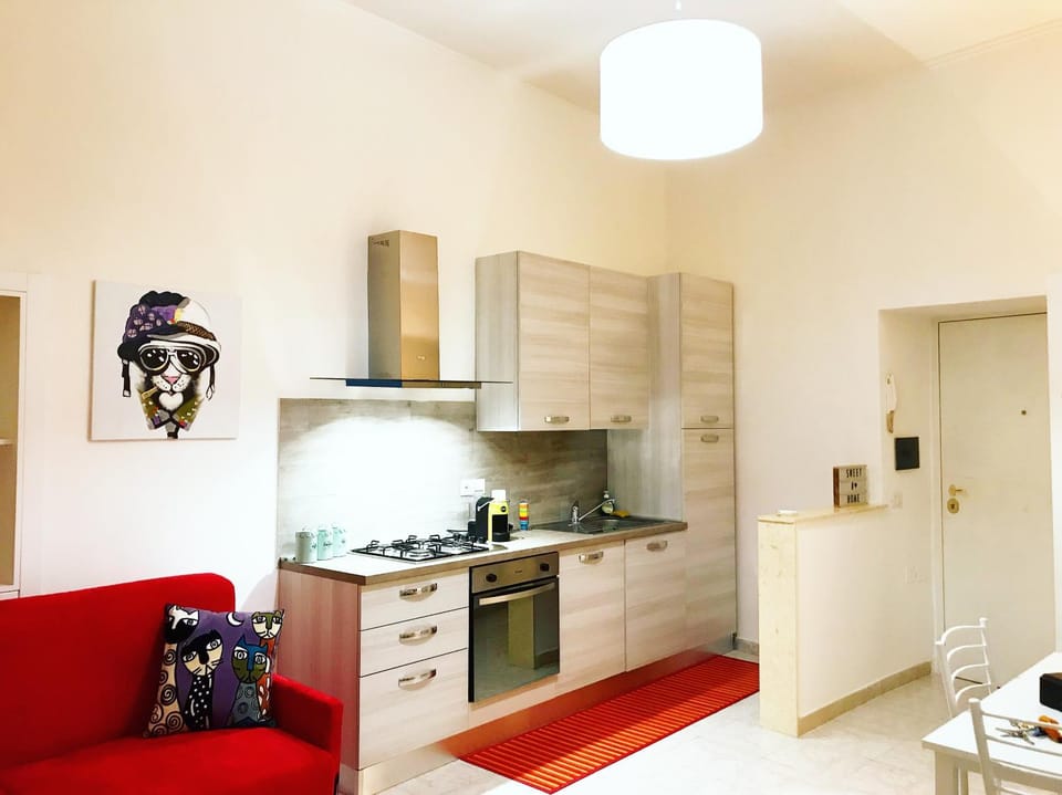 Kitchen or kitchenette, Living room, Dining area