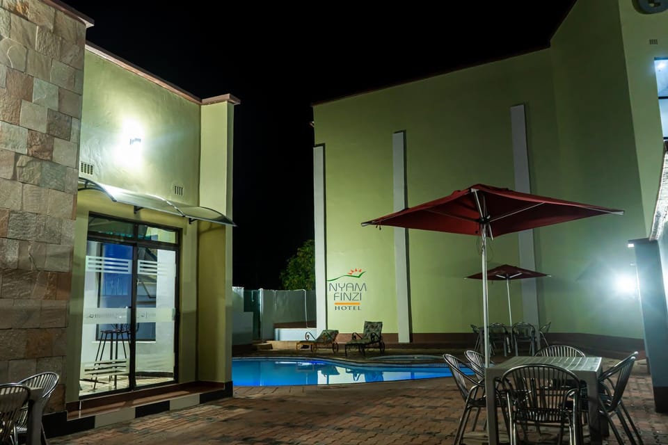 Night, Swimming pool