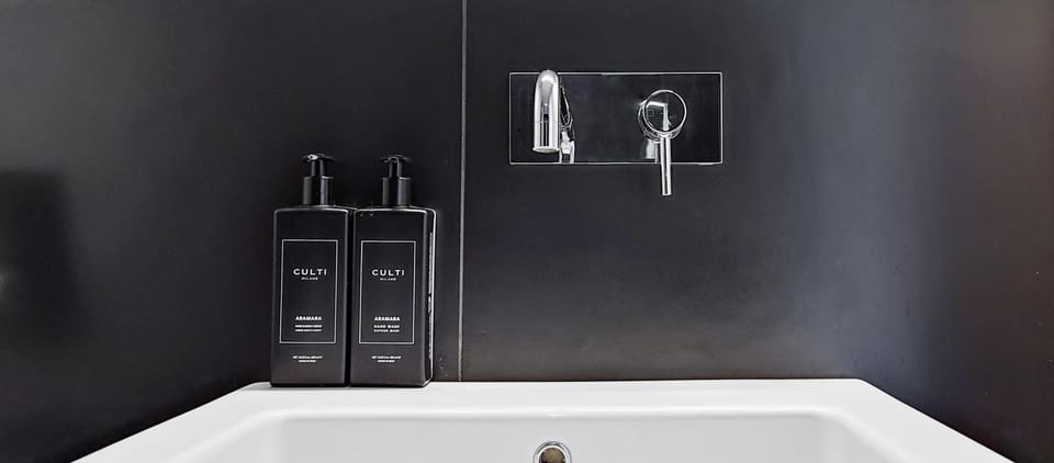 Bathroom, Bedroom