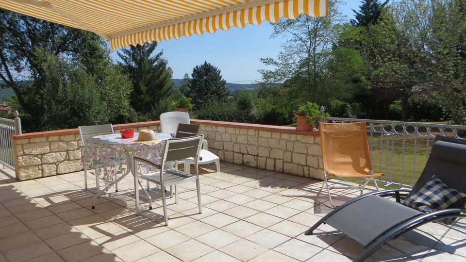 Gîte le Carret House in Occitanie